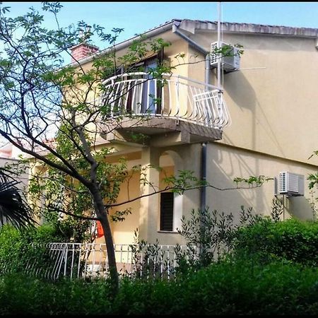 Appartamento Apartman Zorka Jadrija Esterno foto